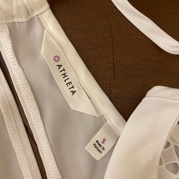 Athleta Eyelet Tassel Tank/ Size Small - Picture 2 of 5